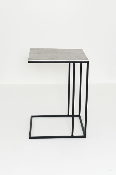 Beistelltisch DINAMICA der Firma Holländer Leuchten