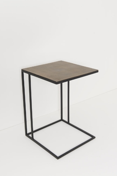 Beistelltisch DINAMICA der Firma Holländer Leuchten