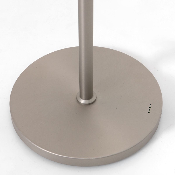 โคมไฟตั้งพื้น Soleil แบบแบตเตอรี่ der Firma Steinhauer