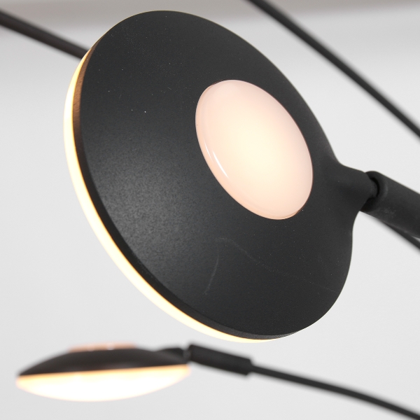 Stehlampe Synna der Firma Steinhauer