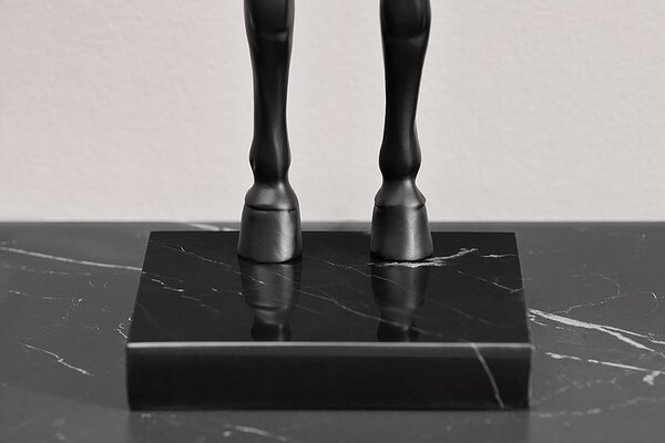 โคมไฟตั้งโต๊ะ BLACK BEAUTY der Firma Casa Élite