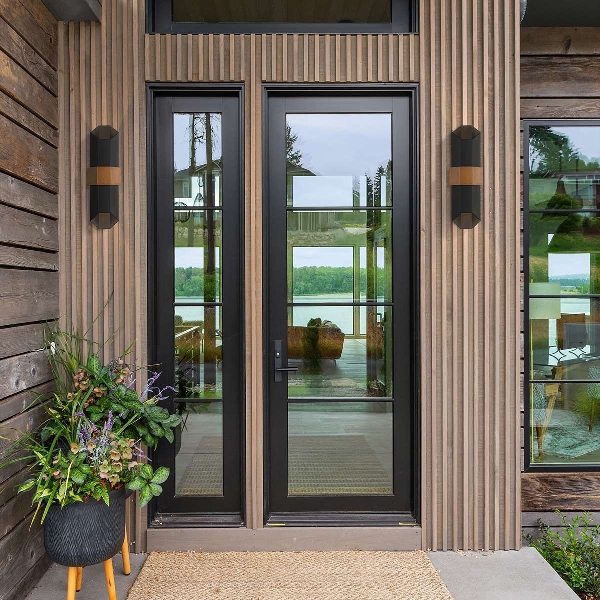 Aussen-Wandleuchte Chasm der Firma Elstead